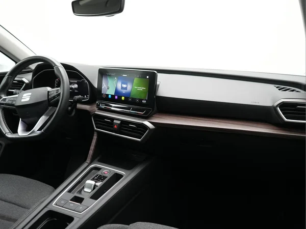 SEAT Leon ST (2020) — foto 6 van 26