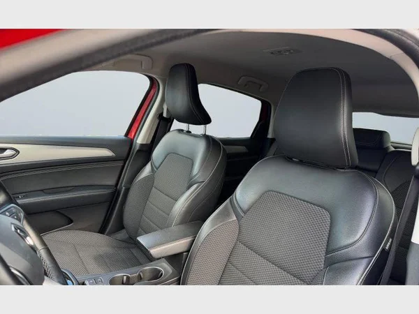 Renault Arkana (2022) — foto 29 van 29