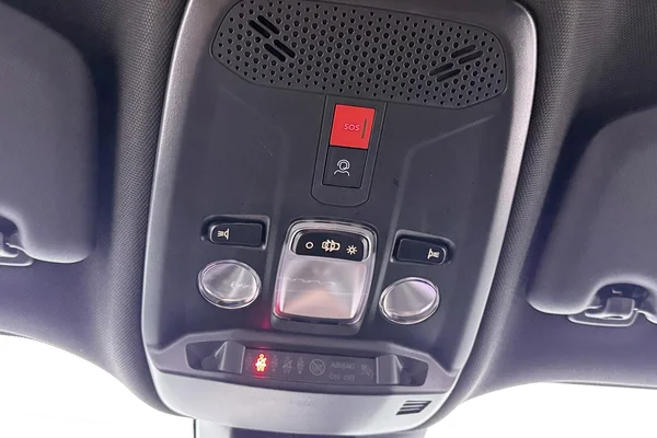 Peugeot 2008 (2023) — foto 9 van 37