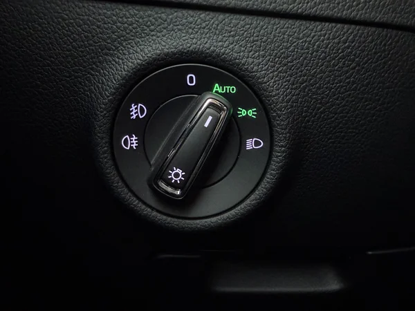 SKODA Superb (2022) — foto 20 van 31