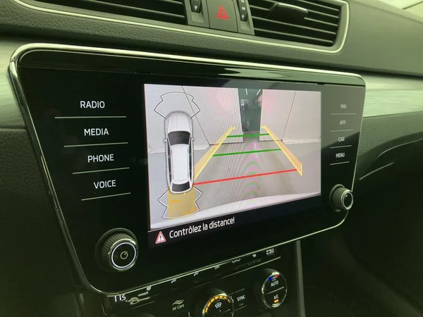 SKODA Superb Combi (2020) — foto 16 van 35