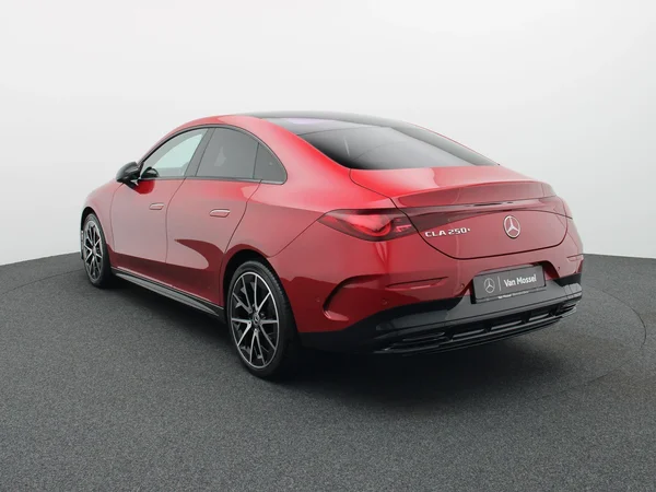 Mercedes-Benz CLA (2025) — foto 12 van 24