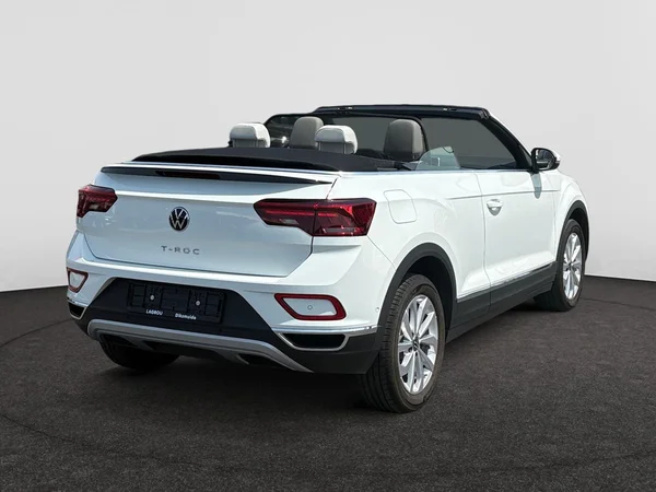 VOLKSWAGEN T-Roc Cabriolet (2022) — foto 18 van 22