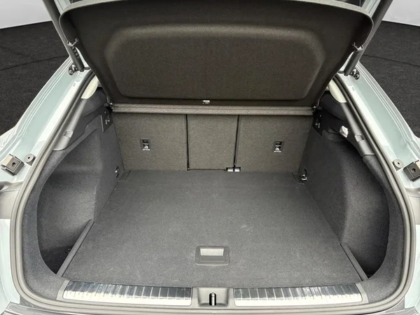 AUDI Q3 Sportback (2025) — foto 8 van 13