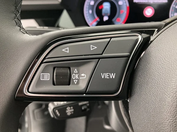 AUDI A3 Sportback (2025) — foto 13 van 36