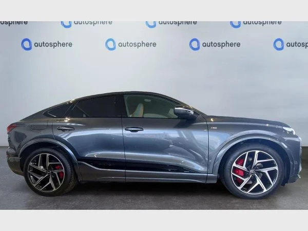 AUDI Q6 Sportback e-tron (2026) — foto 14 van 16