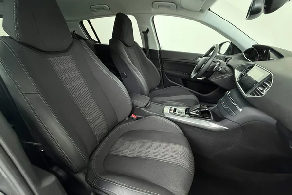 Peugeot 308 (2020) — foto 4 van 30
