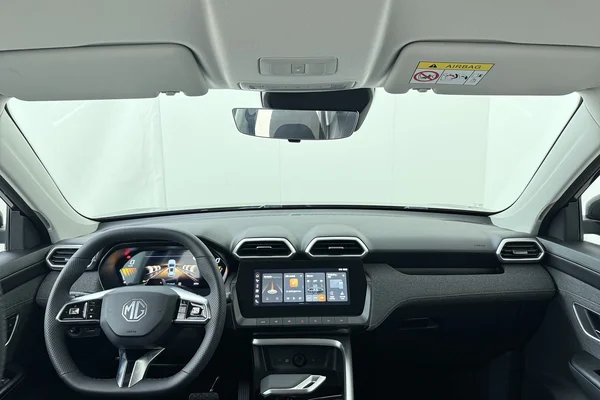 MG ZS Hybrid+ (HEV) (2026) — foto 16 van 16