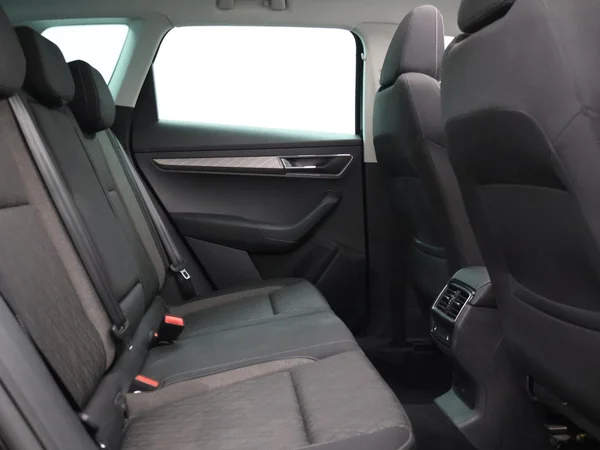 SKODA Karoq (2023) — foto 31 van 33