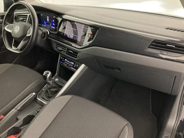VOLKSWAGEN Taigo (2022) — foto 2 van 35