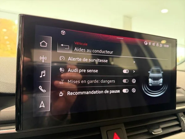 AUDI A4 (2022) — foto 13 van 28