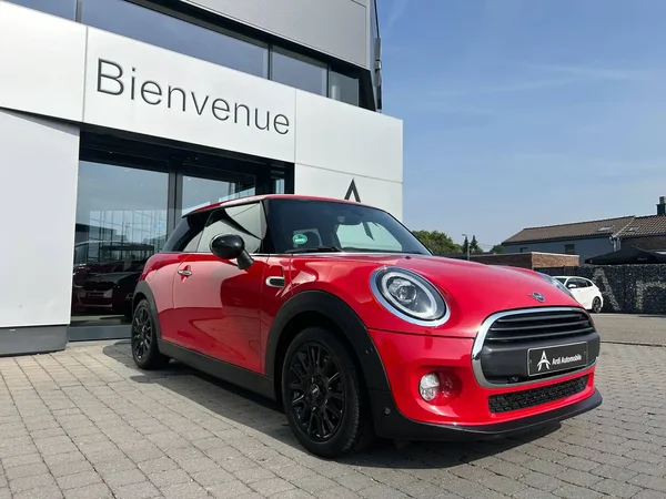 Mini One (2018) — foto 14 van 20
