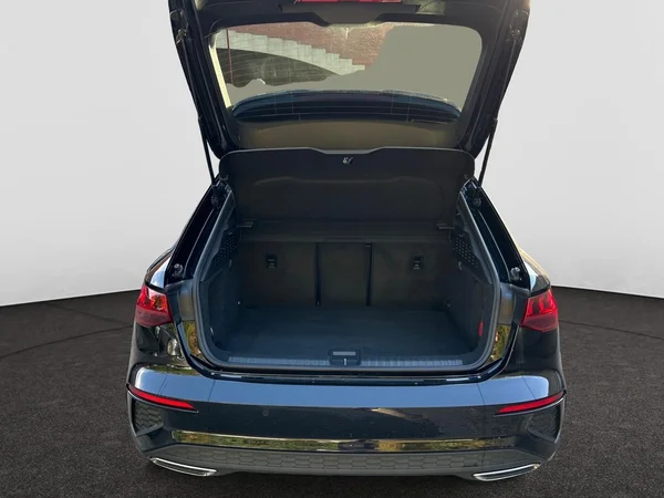 AUDI A3 Sportback (2023) — foto 23 van 25