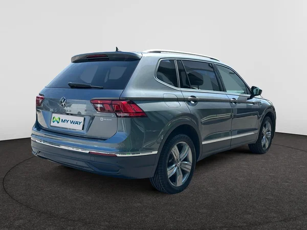 VOLKSWAGEN Tiguan Allspace Dsl (2022) — foto 3 van 23