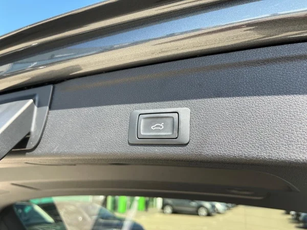 AUDI A4 Avant (2024) — foto 21 van 22