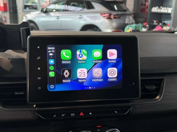 Renault Kangoo (2023) — foto 5 van 15