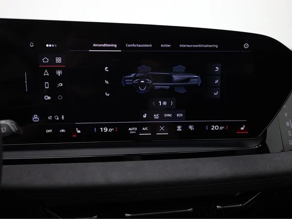 AUDI SQ6 e-tron (2024) — foto 14 van 27