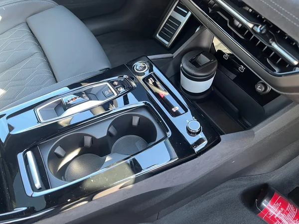 AUDI A6 Sportback e-tron (2026) — foto 17 van 24
