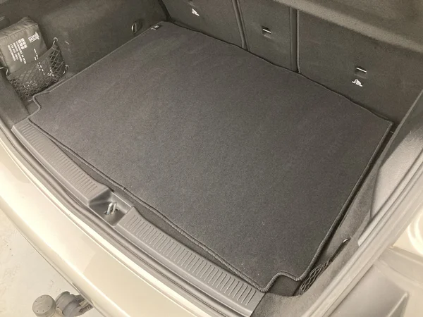 MERCEDES-BENZ B 180 (2020) — foto 18 van 36