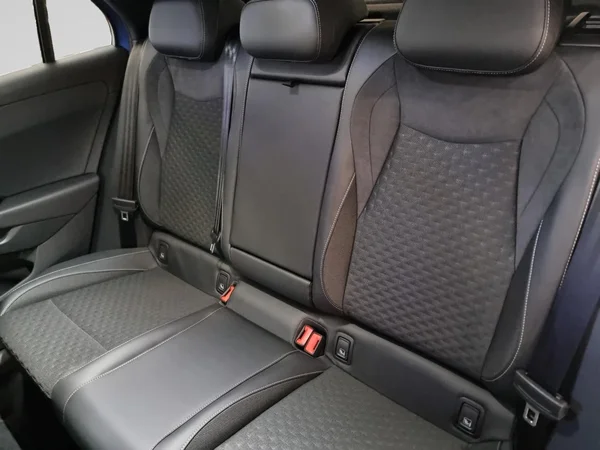 VOLKSWAGEN T-Roc (2026) — foto 10 van 23