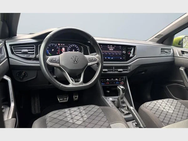 Volkswagen Taigo (2023) — foto 12 van 26