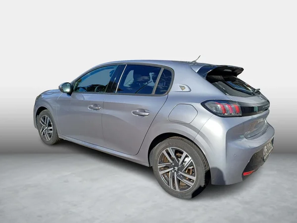Peugeot 208 (2021) — foto 10 van 16