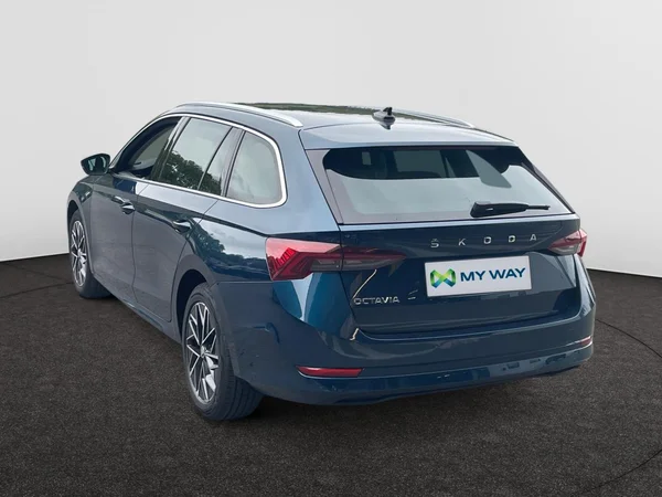SKODA Octavia Combi Dsl (2022) — foto 12 van 21