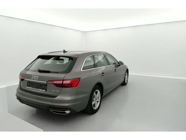 AUDI A4 Avant (2021) — foto 3 van 36