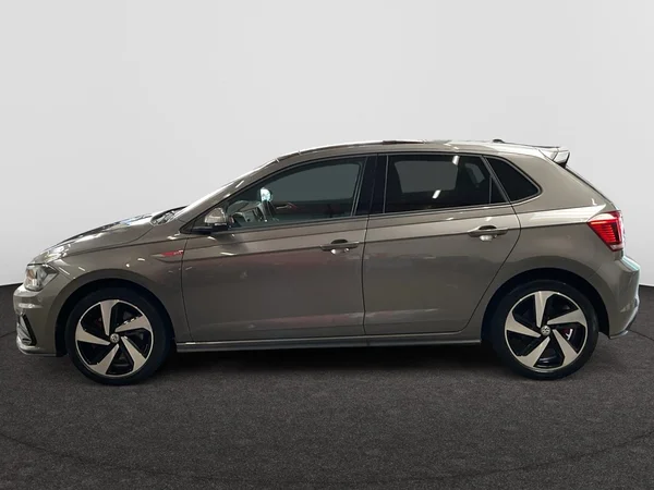 VOLKSWAGEN Polo GTI (2020) — foto 12 van 24
