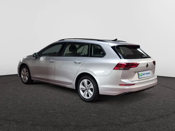 VOLKSWAGEN Golf VIII SW (2024) — foto 17 van 23