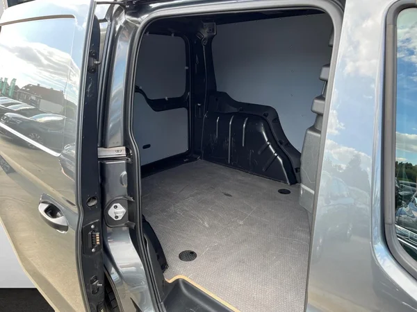 VOLKSWAGEN Caddy Cargo Dsl (2024) — foto 16 van 19