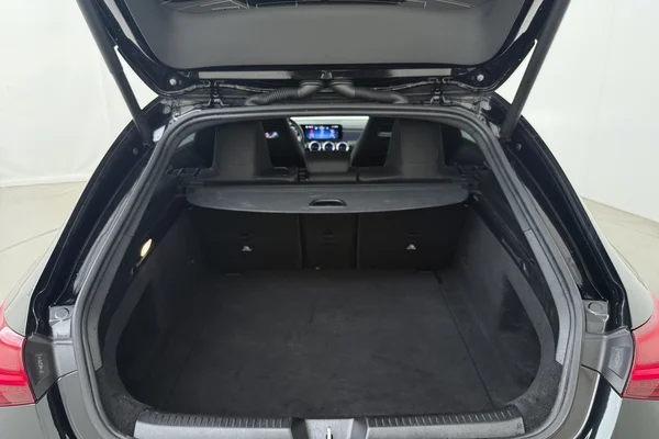 Mercedes-Benz CLA SW (X118) (2025) — foto 17 van 21
