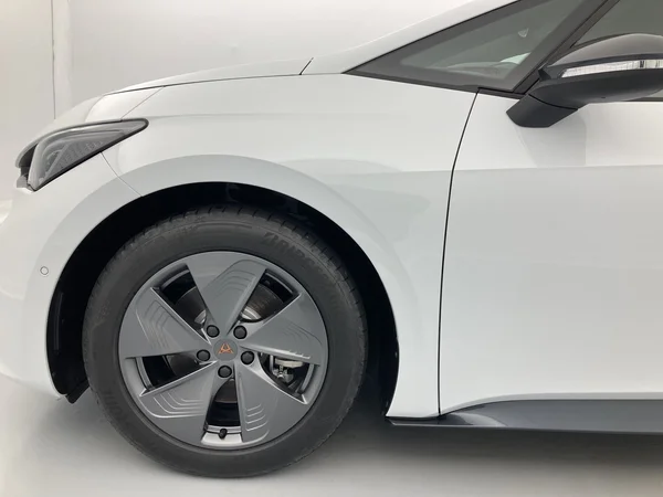 CUPRA Born (2022) — foto 21 van 32