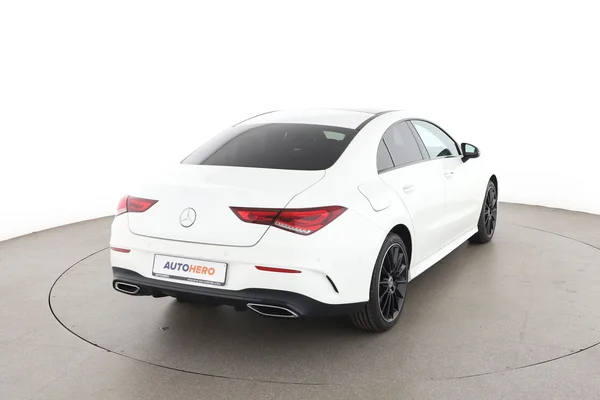 Mercedes-Benz CLA-Klasse (2022) — foto 12 van 16