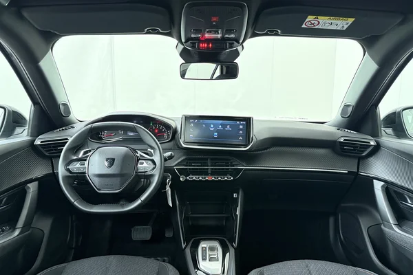 Peugeot 2008 (2025) — foto 16 van 16