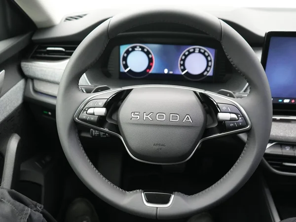 SKODA Octavia Combi (2026) — foto 11 van 27