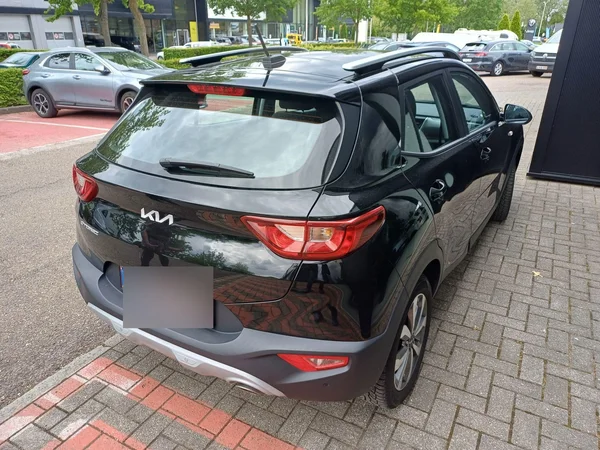 Kia Stonic (2022) — foto 4 van 10