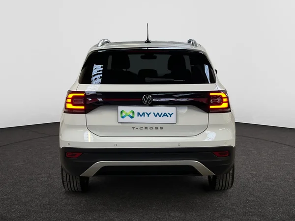 VOLKSWAGEN T-Cross (2023) — foto 15 van 20