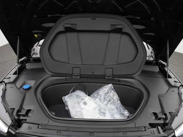 Volvo XC40 (2023) — foto 30 van 39