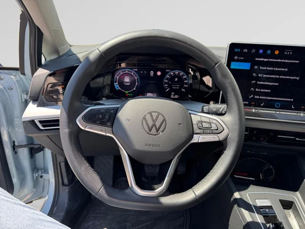 VOLKSWAGEN Golf VIII (2025) — foto 7 van 24