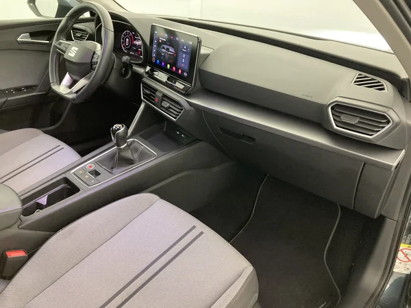 SEAT Leon (2022) — foto 8 van 36