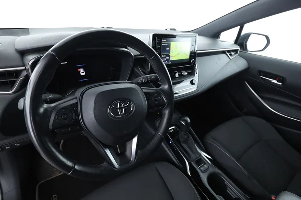 Toyota Corolla (2020) — foto 2 van 16