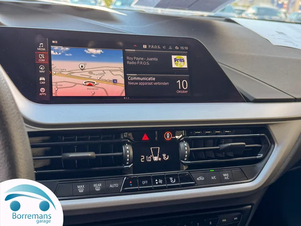 BMW 116 (2023) — foto 9 van 44