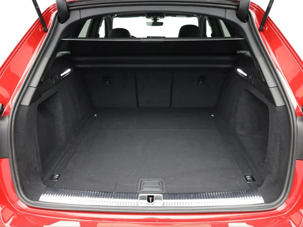 AUDI A4 Avant (2025) — foto 2 van 25