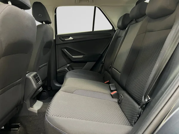 VOLKSWAGEN T-Roc (2021) — foto 7 van 20