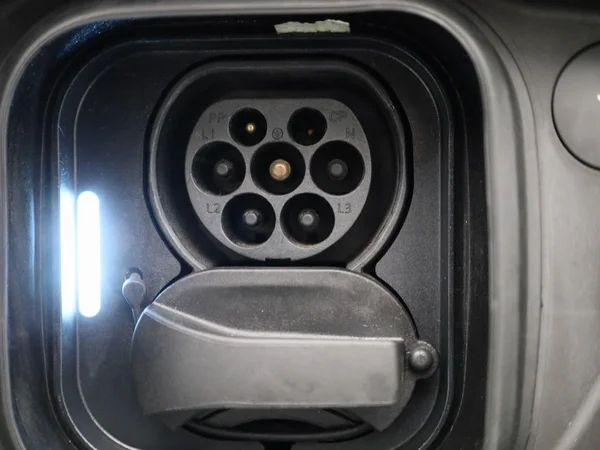 Volvo XC40 (2023) — foto 5 van 41