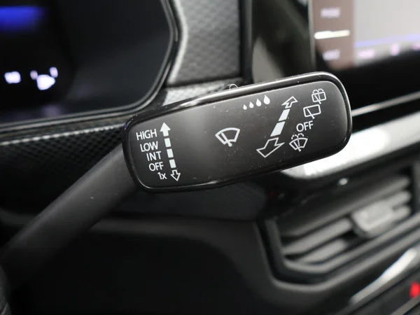 VOLKSWAGEN T-Cross (2025) — foto 8 van 27