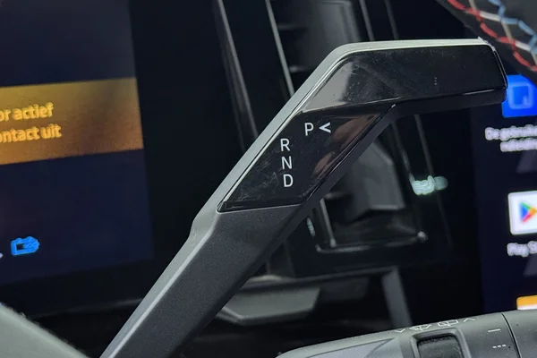 Renault Austral E-Tech (HEV) (2024) — foto 4 van 18