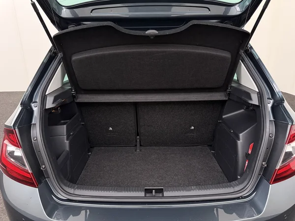 SKODA Fabia (2021) — foto 8 van 23
