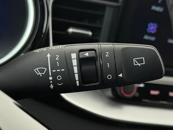 KIA Cee'd (2022) — foto 17 van 30